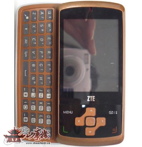 侧滑式QWERTY键盘 中兴F870E神秘MTV手机